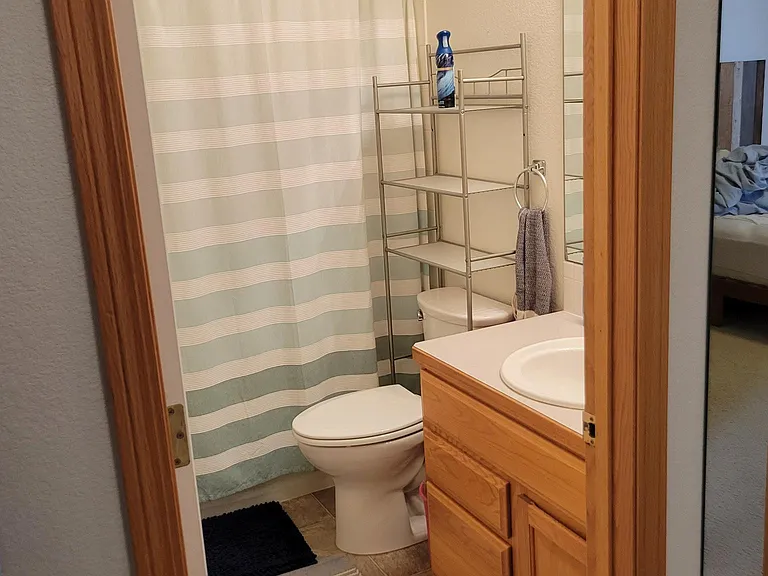 456 Lavastone Ave — Photo 16