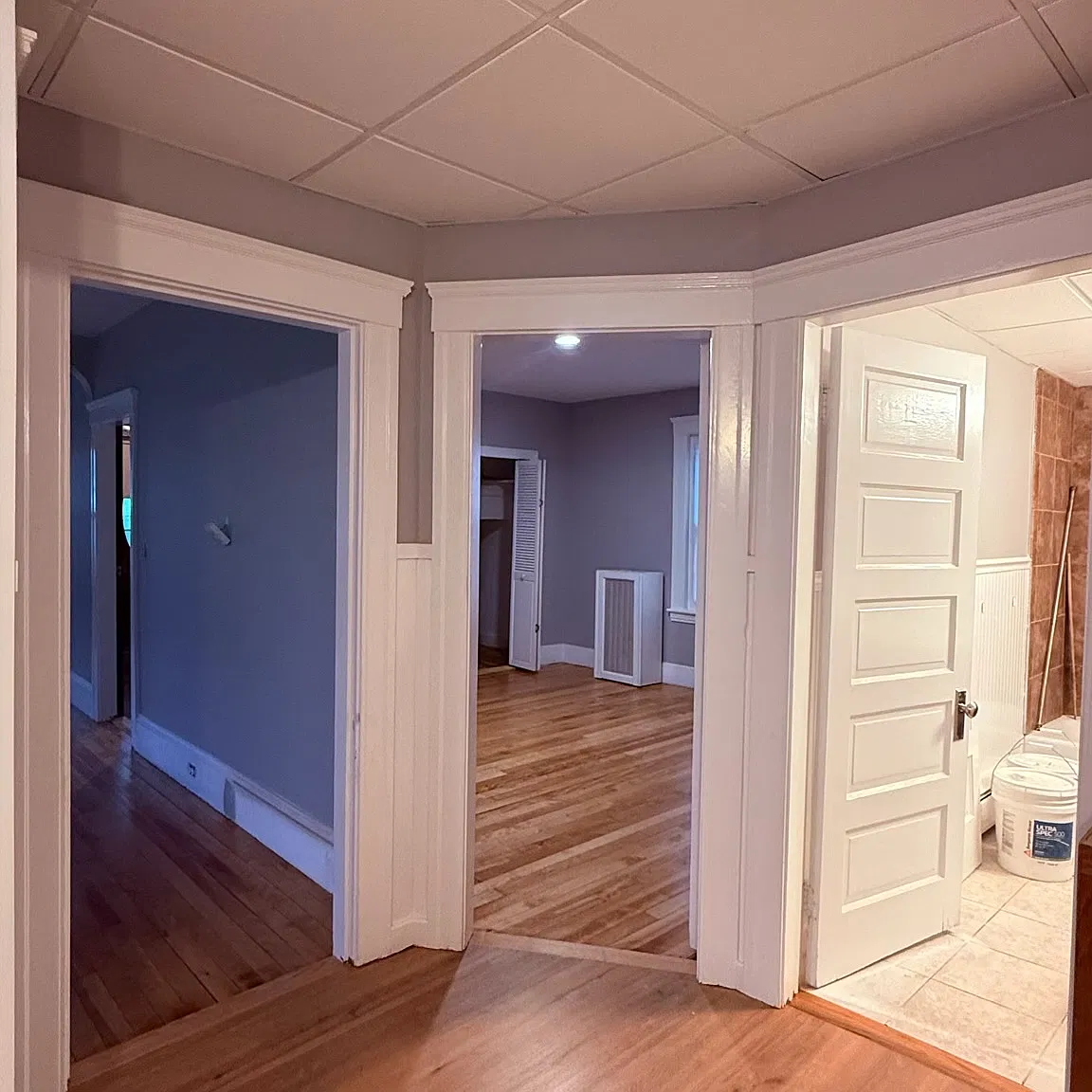 3 bed, 1371 sqft, $2,467 — Photo 4