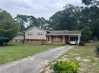 829 Eugene St, Fayetteville, NC 28306