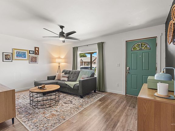 3rd image of 740 9th St