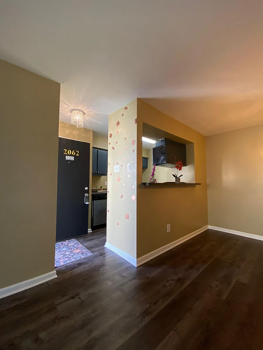 Building Photo - 8110 Skillman St #2062K