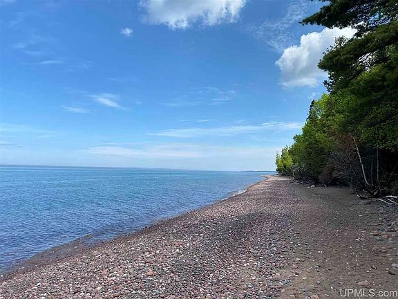 3rd image of N Lakeshore Dr