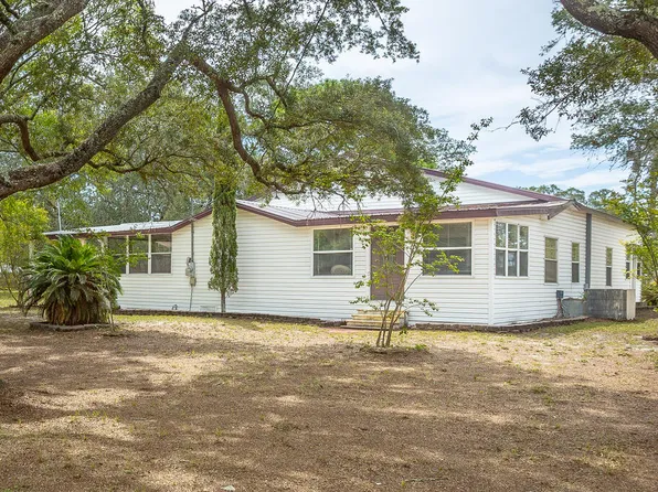 248 Old Ferry Dock Rd, Eastpoint, FL 32328