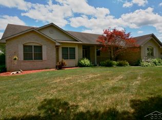 104 Slatestone Dr, Saginaw, MI