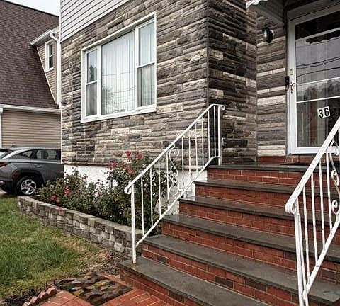 2nd image of 36 Gordon Road