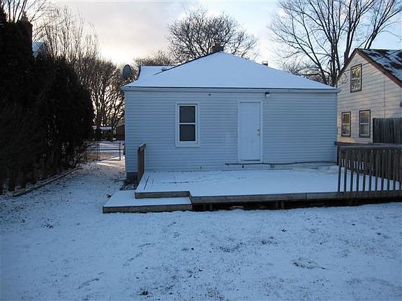 huge deck in very private yard
