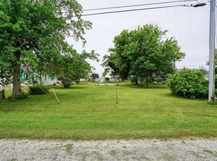 8 Bertie, Chincoteague Island, VA 23336