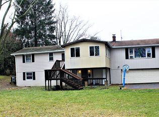 25 Frame Ave, Malvern, PA 19355