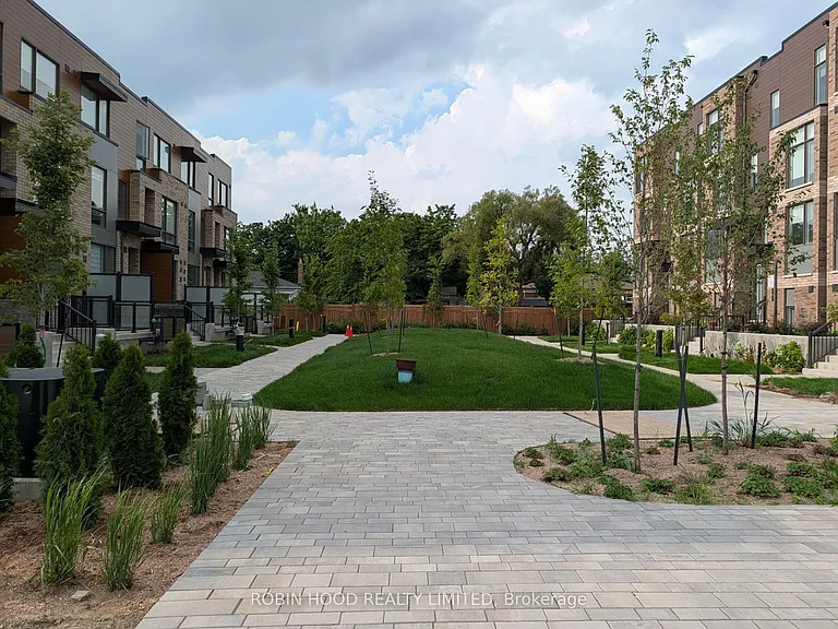 3-70 Green Gardens Blvd #3 — Photo 12