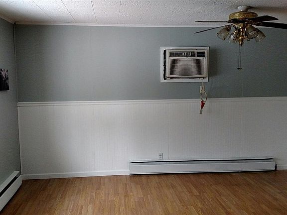4th image of 307 E Beech St