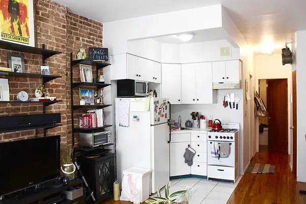 Rented by Corcoran | media 22