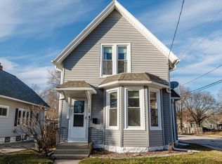 926 Linden St, Waukesha, WI 53186