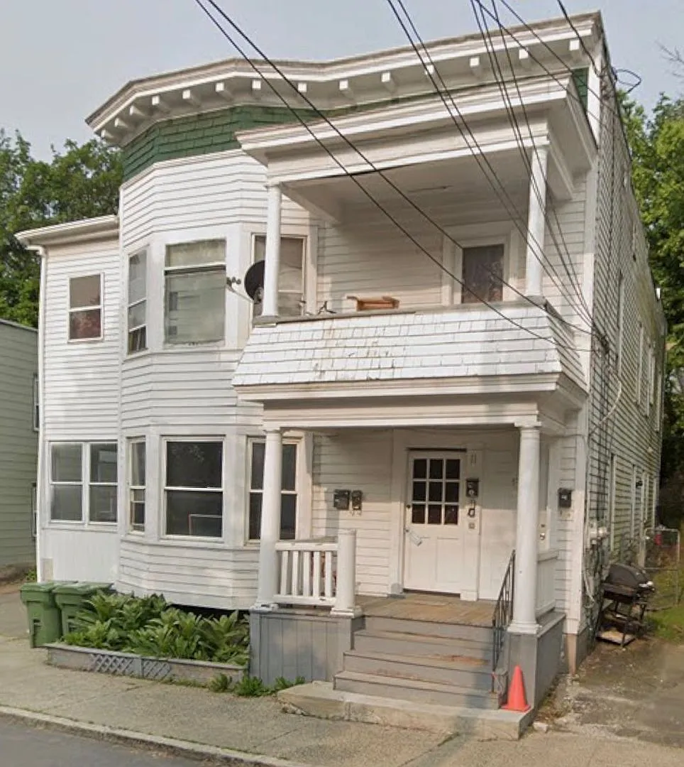 11 Lancaster Street — Photo 1