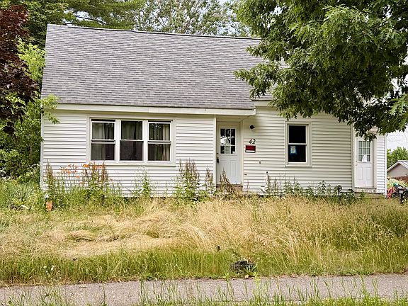 2nd image of 42 Capri Street