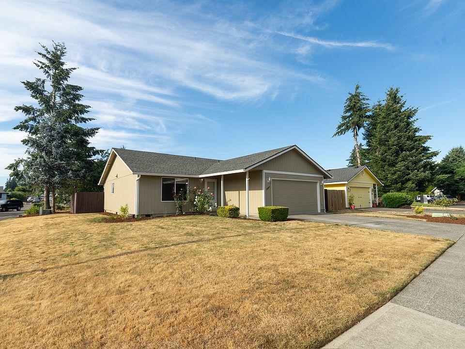 1st image of 16002 NE 85th St