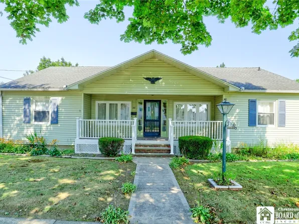 201 E James St, Falconer, NY 14733