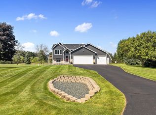 19656 Jamestown St NE, East Bethel, MN 55011