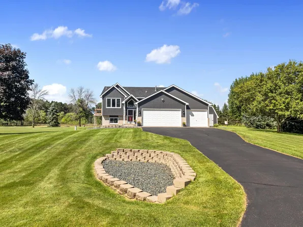 19656 Jamestown St NE, East Bethel, MN 55011