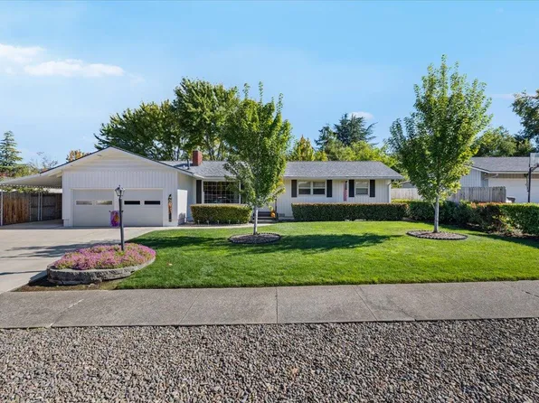 1536 Oleander St, Medford, OR 97504