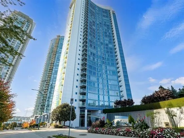 4189 Halifax St #1707, Burnaby, BC V5C 0H9