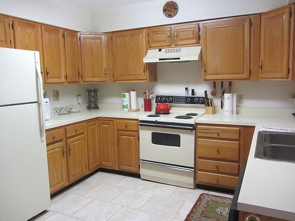2nd image of 25 Dooling Way Unit 36