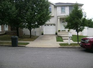 194 Alverson Ave, Staten Island, NY 10309