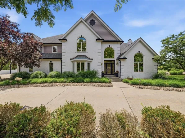 190 Silver Creek Dr, Mars, PA 16046