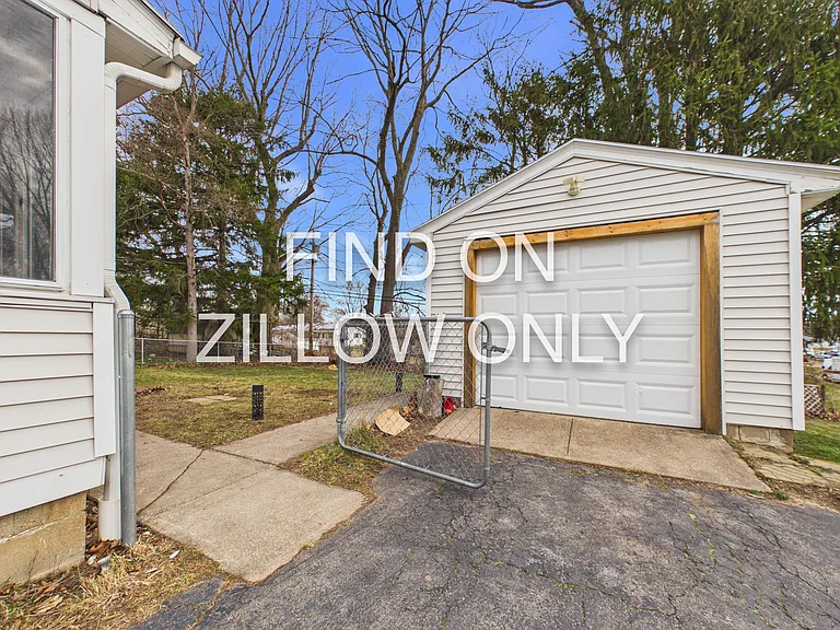 18 Dallas Dr — Photo 28