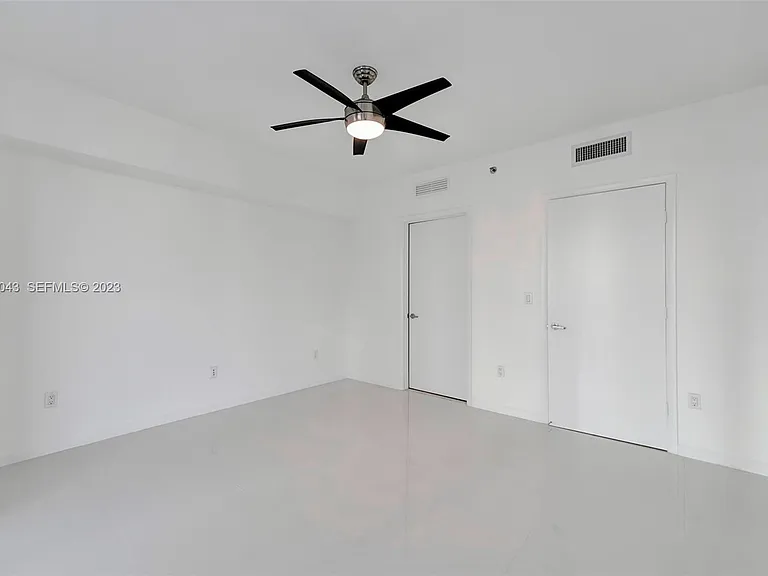 465 Brickell Ave #1315 — Photo 7