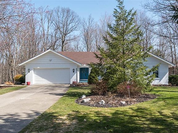 2nd image of 6271 Queens Way