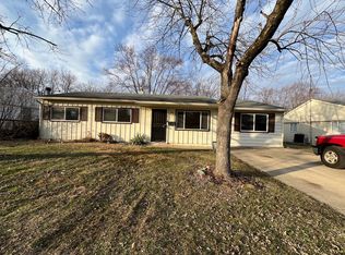 8644 Elmonte Dr, Indianapolis, IN 46226