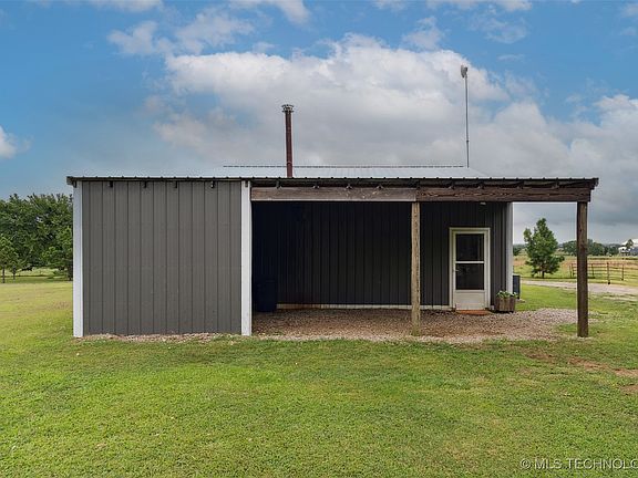 3rd image of 1508 S 4275th