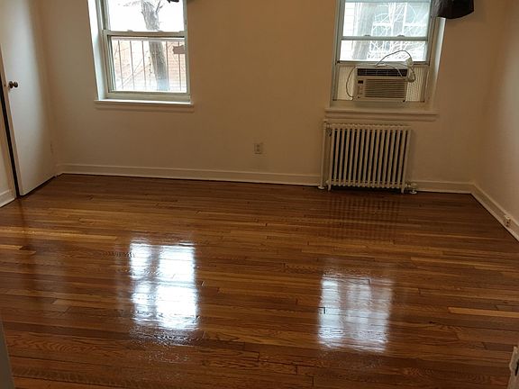 5th image of 40 Glenwood Ave #211