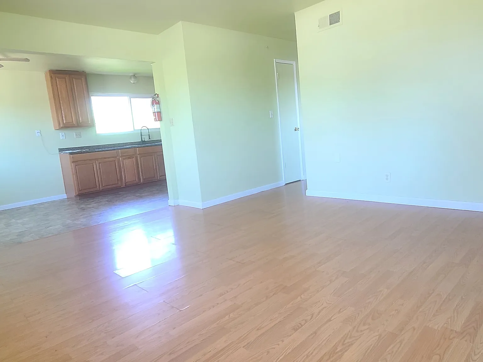 3 bed, 1.5 bath, $2,750 — Photo 3