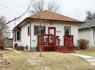 3208 Reed Ave, Cheyenne, WY 82001