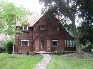 229 Vernon Pl, Rochester, NY 14618