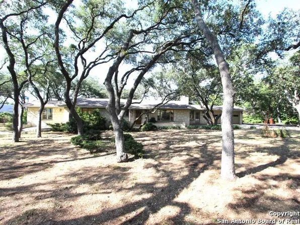 116 SUNWAY DR, Hollywood Park, TX 78232