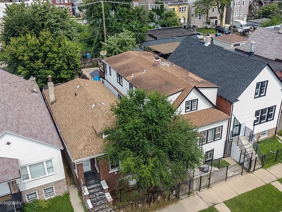 5th image of 4928 W Congress Pkwy