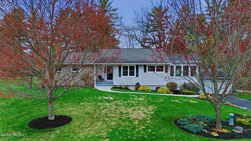 2nd image of 43 Meadowview Drive
