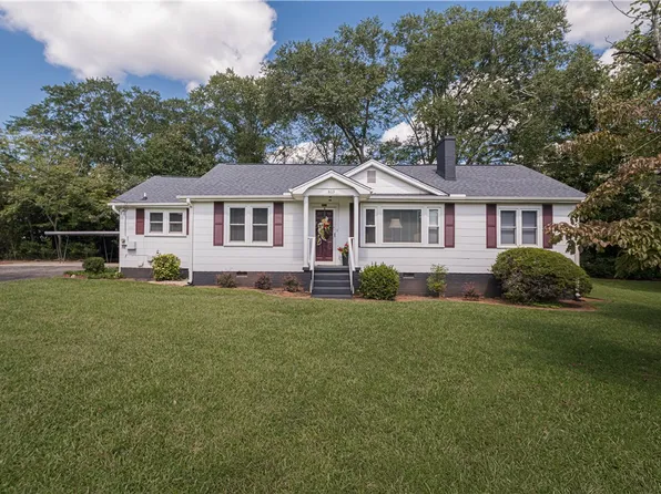 803 Anderson Dr, Liberty, SC 29657