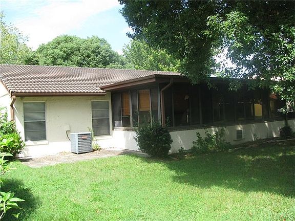 4th image of 10854 William And Mary Ct