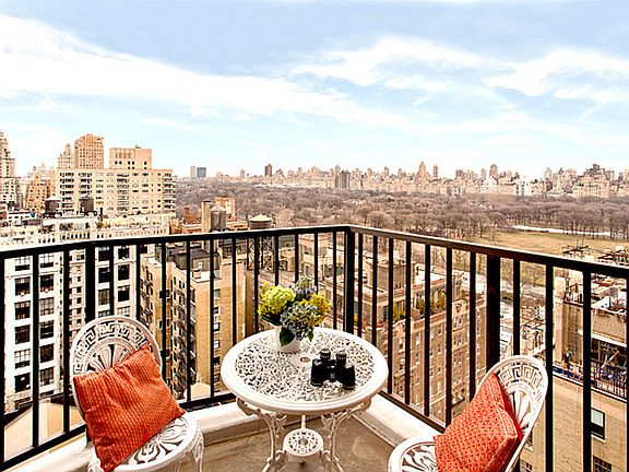 5th image of 10 W 66th St APT 26C