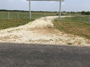 3428 Southmayd Rd, Whitesboro, TX 76273