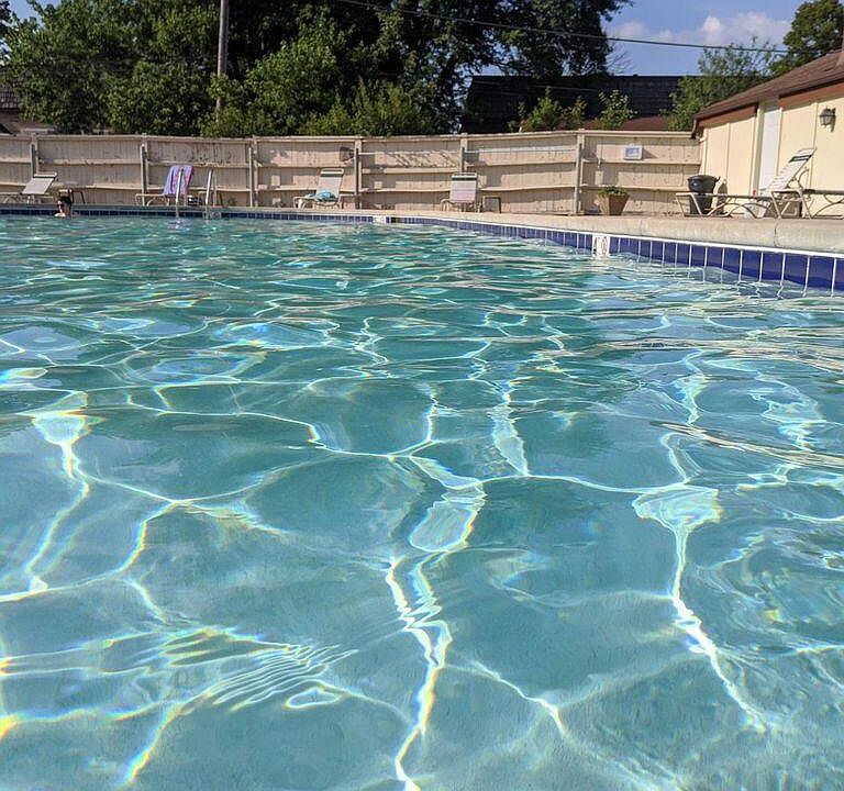 1st image of 1645 S Coachlight Dr