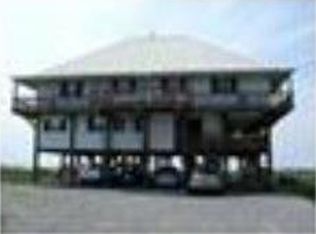 149 Carondelet Ln, Grand Isle, LA 70358