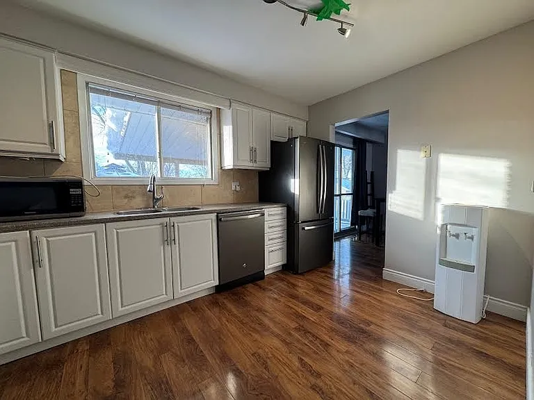 511 Havelock Dr #2 — Photo 12