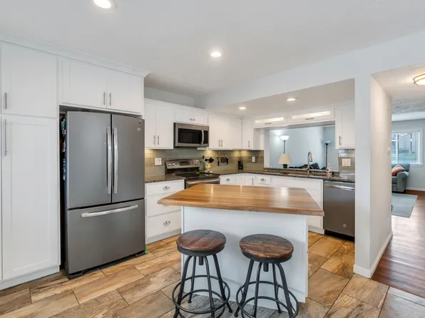 825 E Three Fountains Cir Unit 6, Murray, UT 84107