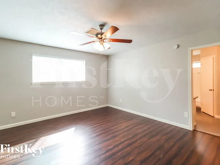 21407 Park Downe Ln — Photo 11
