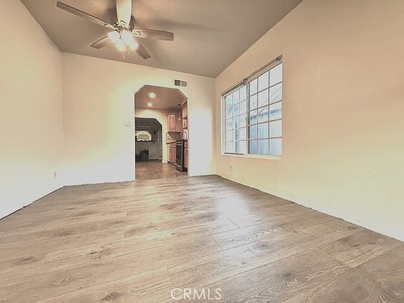 3rd image of 4521 Parkglen Cir