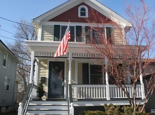 67 Grove St, Tenafly, NJ 07670